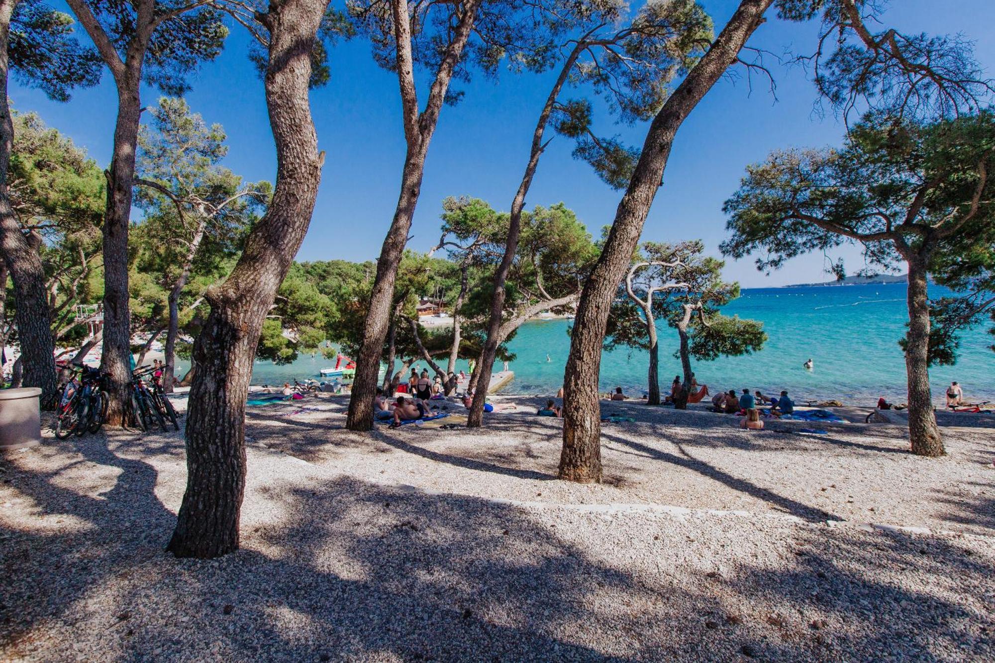Grande Glamping With Pool Hotel Biograd Na Moru Ngoại thất bức ảnh