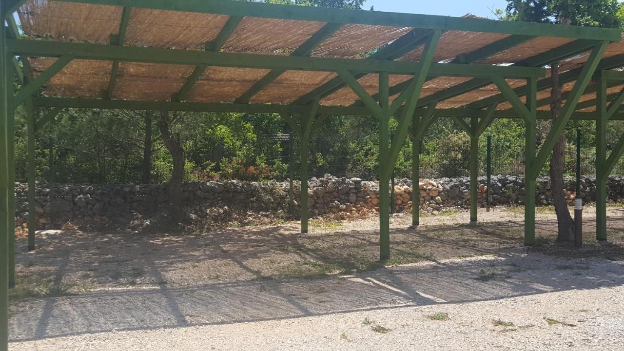 Grande Glamping With Pool Hotel Biograd Na Moru Ngoại thất bức ảnh